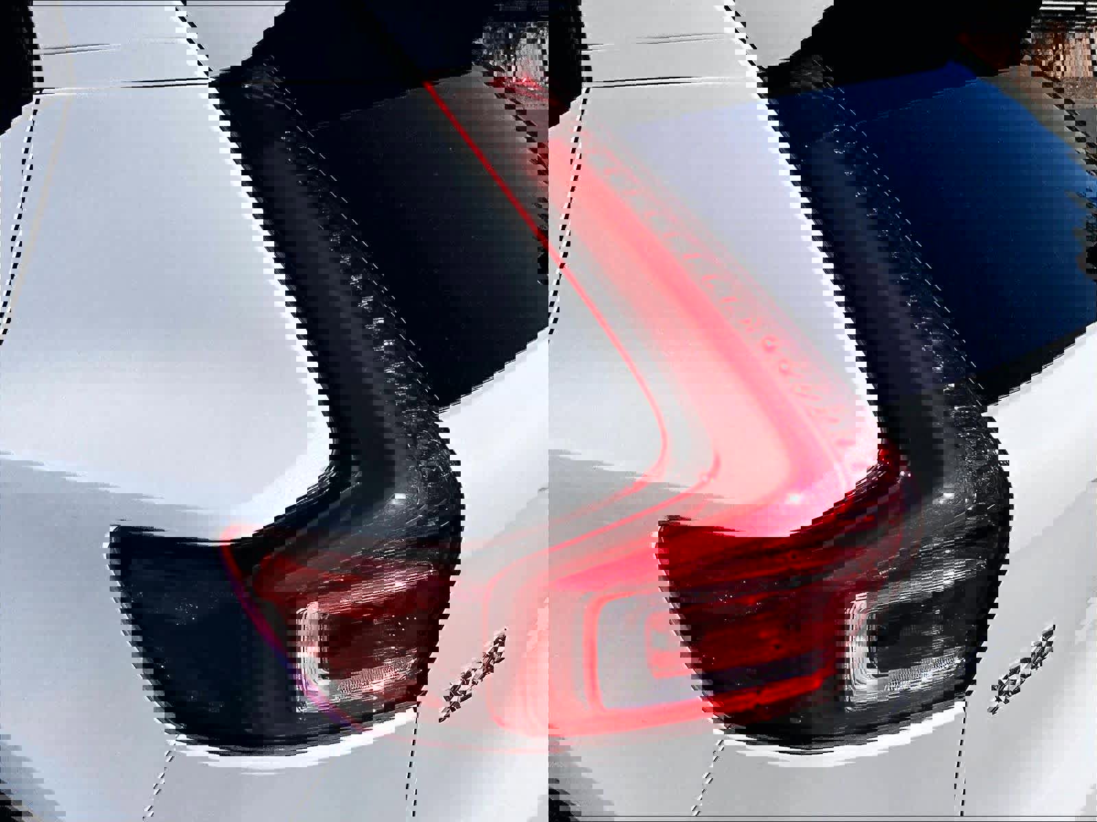 Used 2026 Volvo XC40 B5 Plus w/ Protection Package Premier image 32