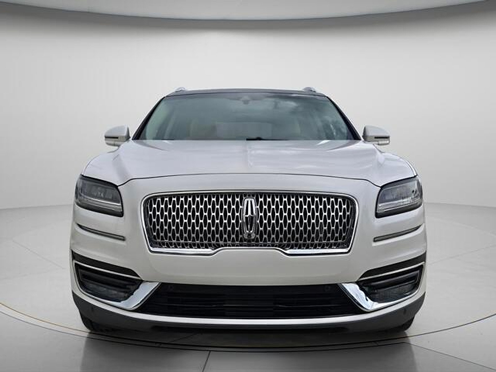 Used 2019 Lincoln Nautilus Reserve FWD image 4