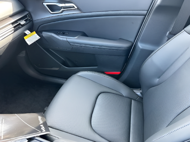New 2026 Kia Sportage EX FWD image 16