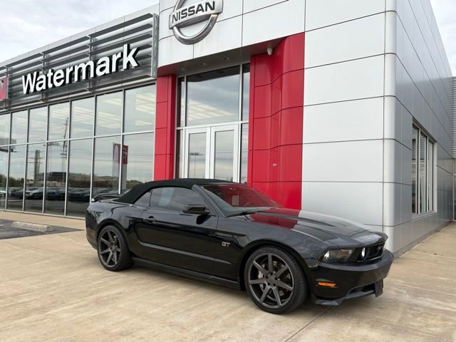 Used 2010 Ford Mustang GT image 1