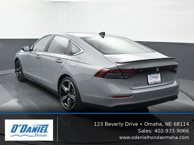 Used 2023 Honda Accord Sport image 4