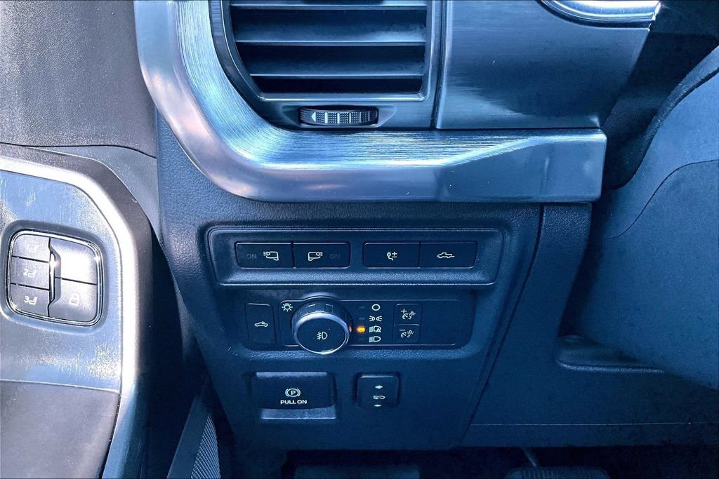 Used 2021 Ford F150 Lariat w/ Equipment Group 502A High AWD/4WD image 16