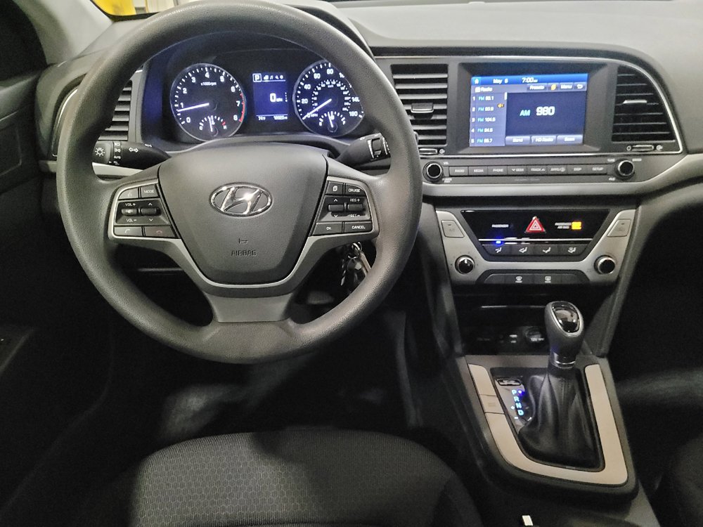 Used 2018 Hyundai Elantra SEL FWD image 22
