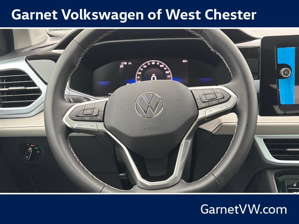 New 2026 Volkswagen Taos SE AWD/4WD image 13