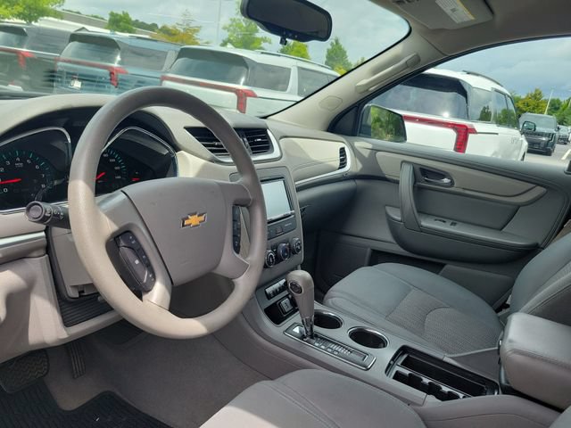 Used 2016 Chevrolet Traverse LS FWD image 13