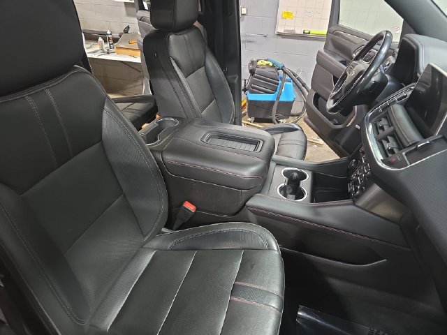 Used 2021 Chevrolet Suburban RST w/ Luxury Package AWD/4WD image 14
