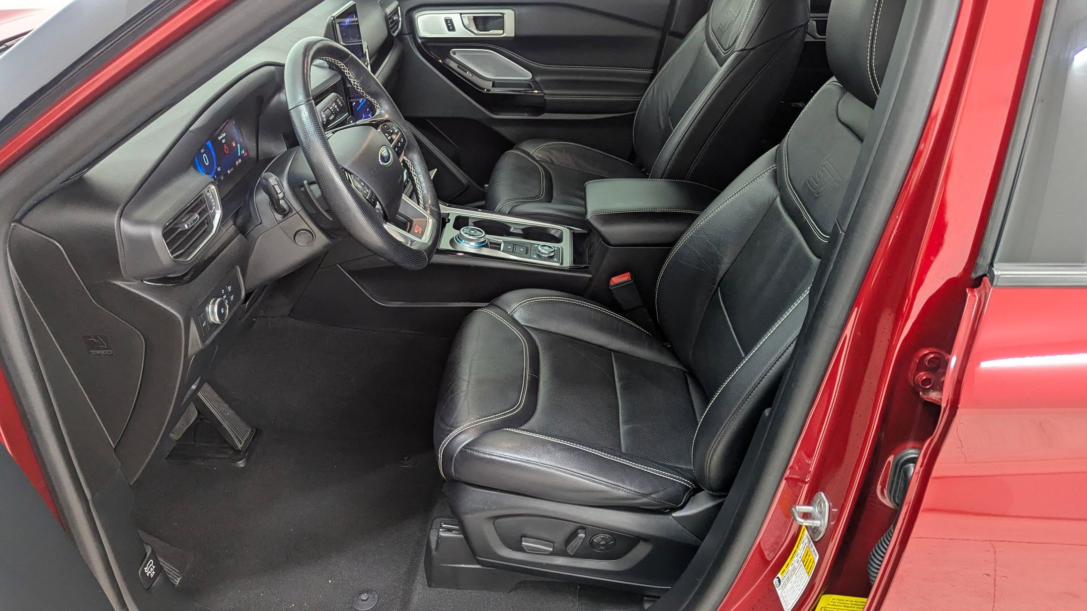 Used 2021 Ford Explorer ST w/ Equipment Group 401A image 4