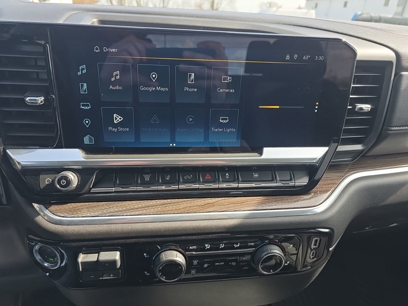 Used 2025 Chevrolet Silverado 2500 LT w/ Convenience Package image 18