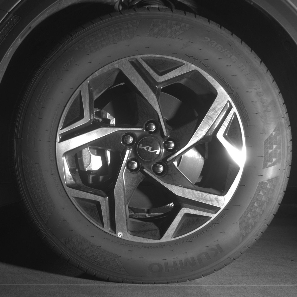 Used 2025 Kia Sportage LX image 12