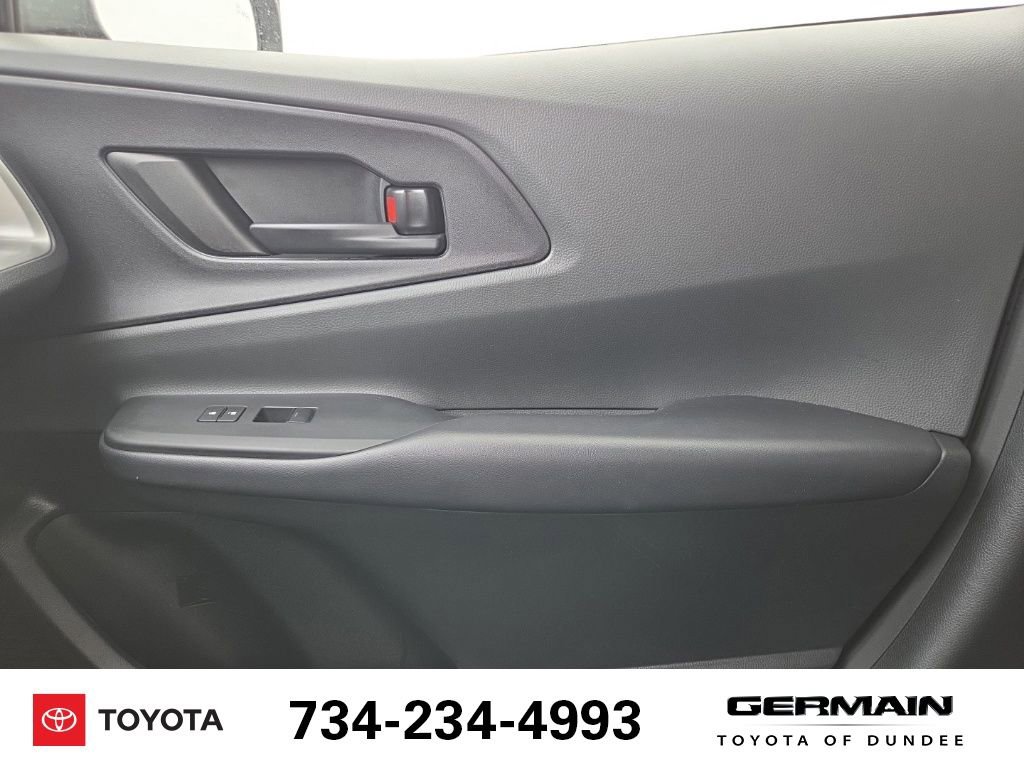 Used 2025 Toyota Prius LE image 29