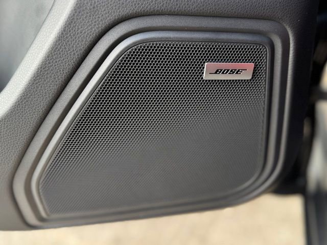 Certified 2025 Porsche Macan image 15