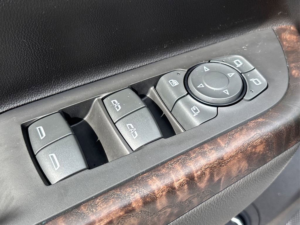 Used 2023 GMC Acadia Denali w/ Denali Technology Package image 40