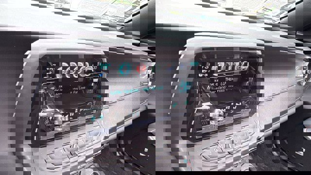 Used 2018 Chevrolet Camaro LT image 18