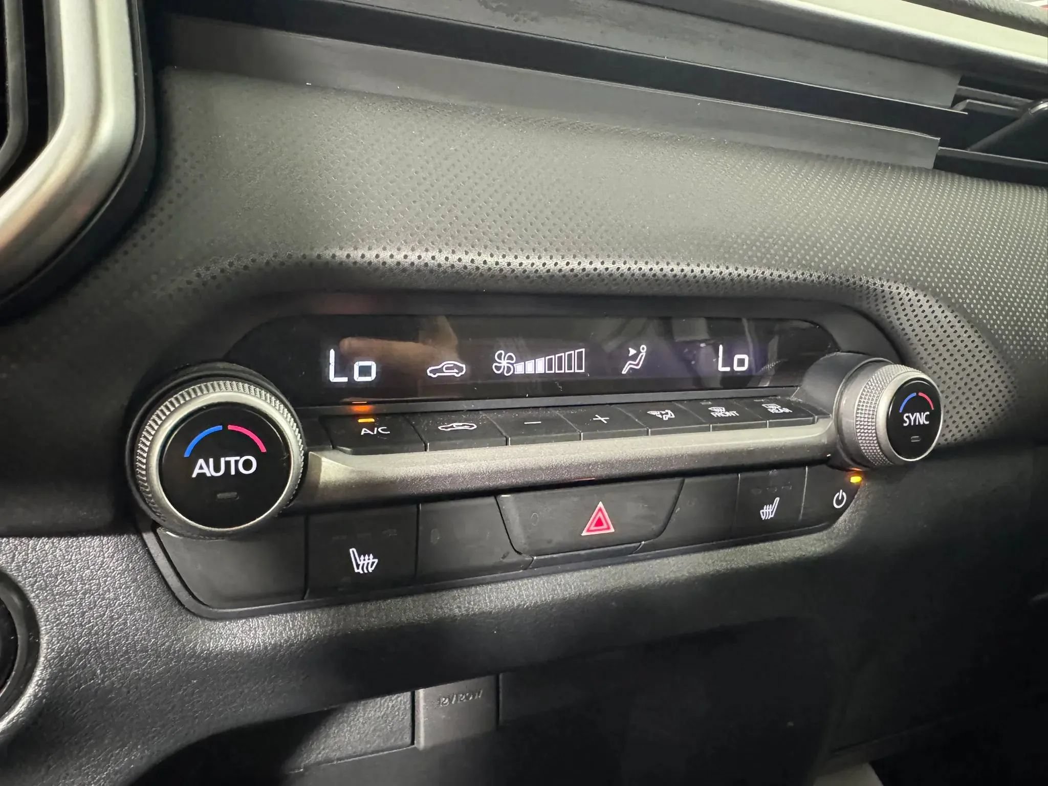 Used 2025 MAZDA CX-50 AWD 2.5 S w/ Premium Package image 20