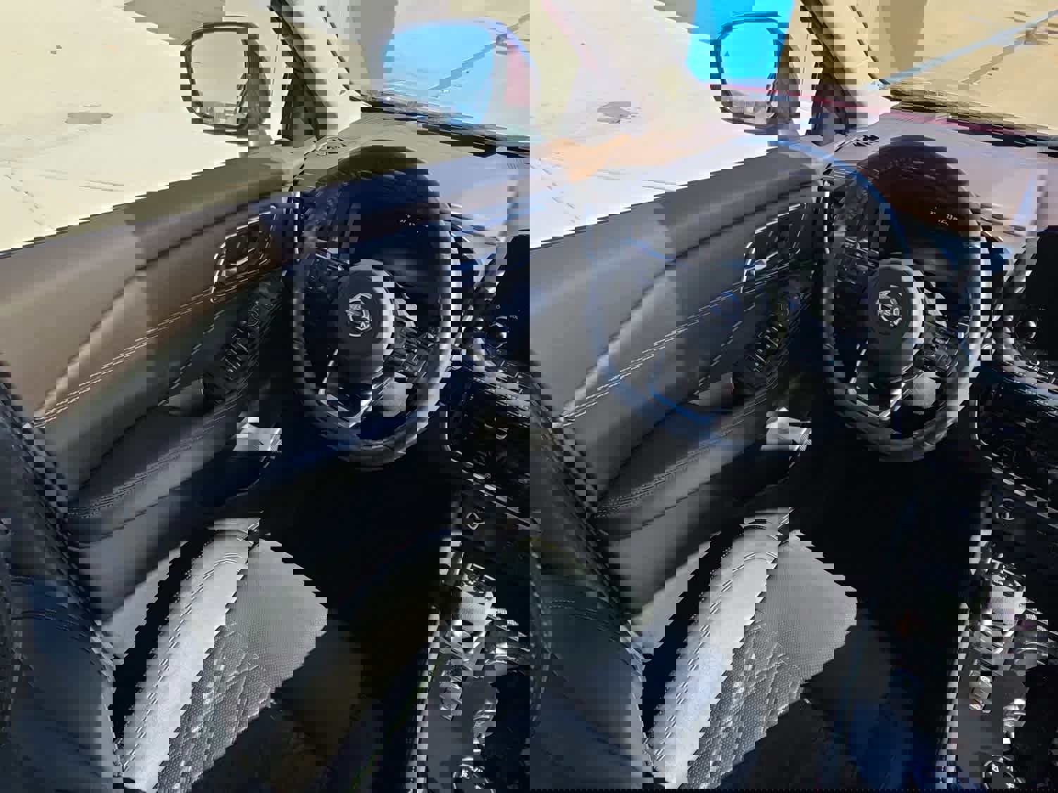 Used 2022 Nissan Rogue Platinum w/ Head-Up Display Package image 15