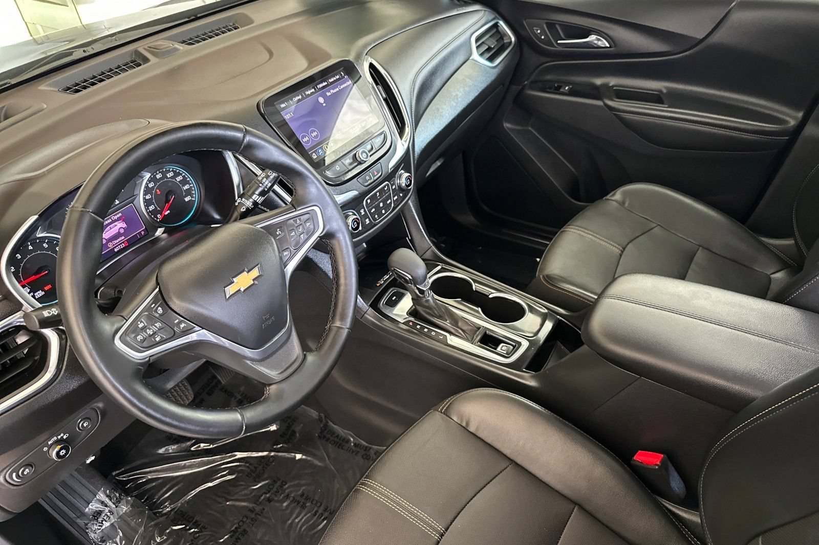 Used 2023 Chevrolet Equinox Premier AWD/4WD image 11