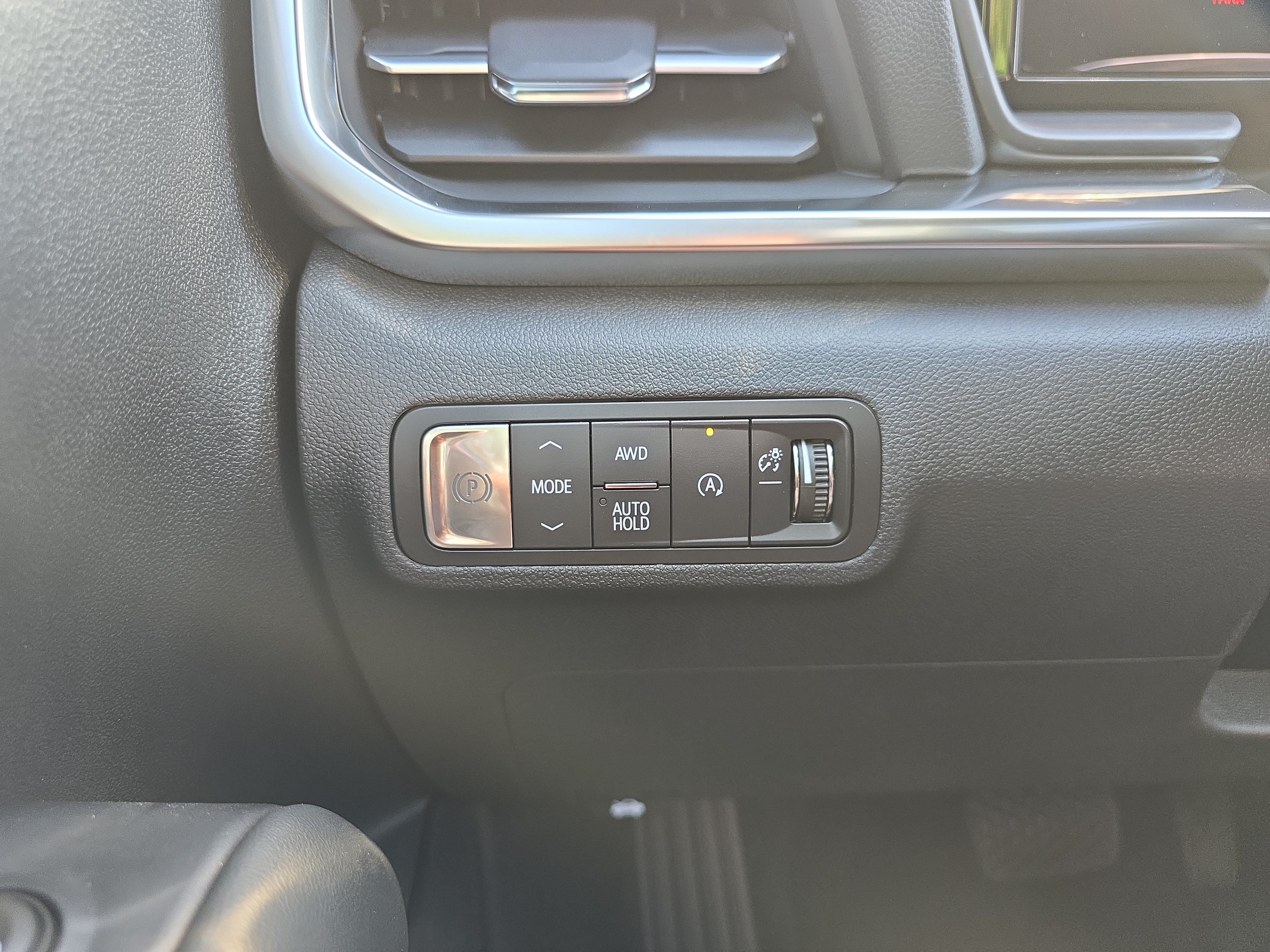 New 2026 GMC Terrain Elevation w/ Elevation Premium Package AWD/4WD image 24