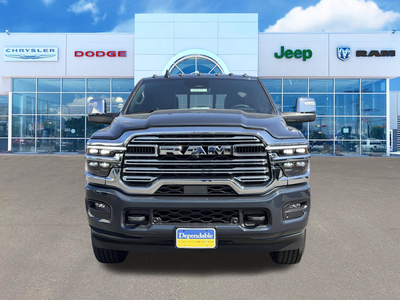 New 2026 RAM 2500 Laramie AWD/4WD image 3