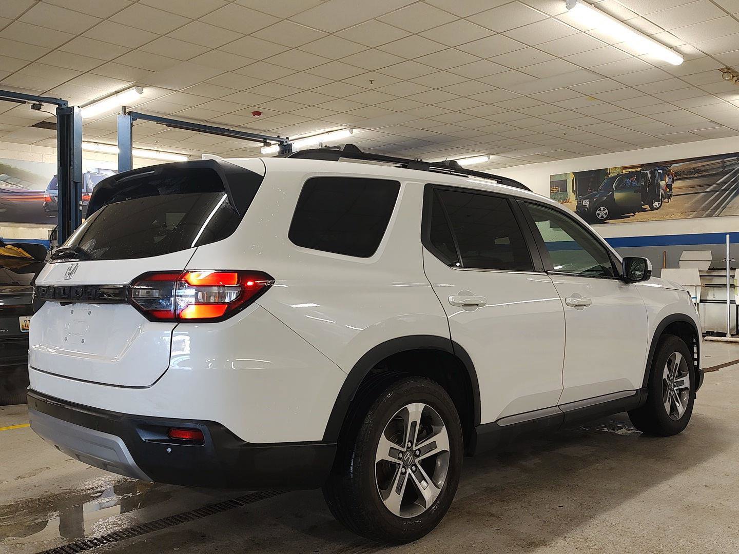 Used 2024 Honda Pilot EX-L image 33