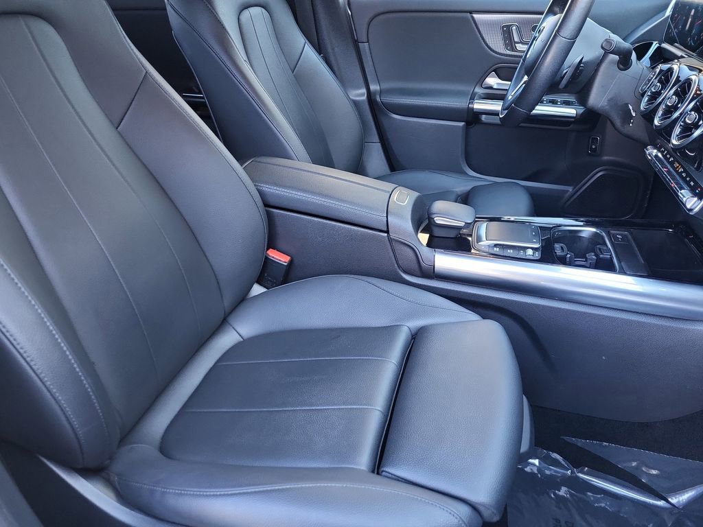 Certified 2021 Mercedes-Benz GLA 250 4MATIC image 13