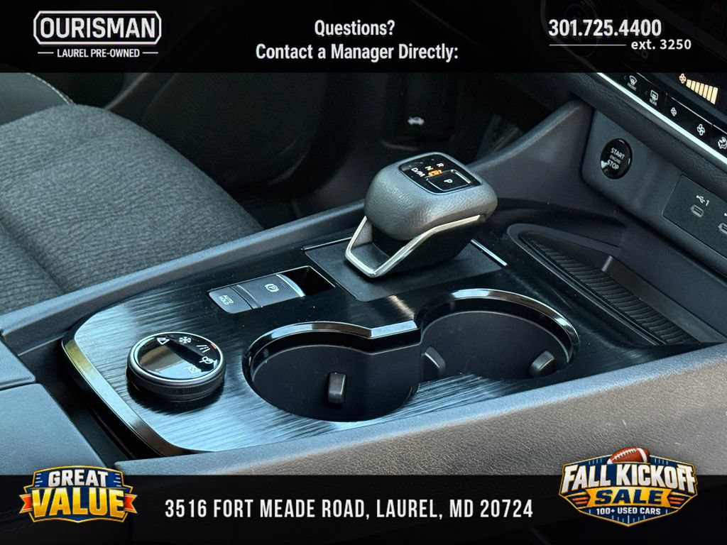 Used 2025 Nissan Rogue SV AWD/4WD image 10