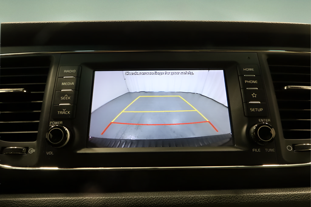 Used 2019 Kia Sedona LX FWD image 19