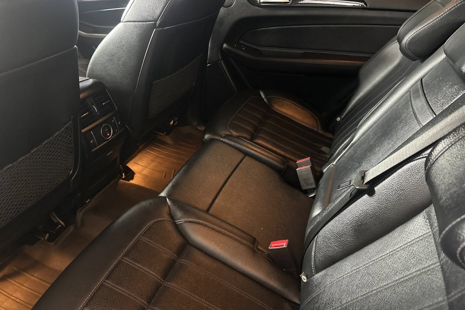 Used 2017 Mercedes-Benz GLS 450 4MATIC image 12