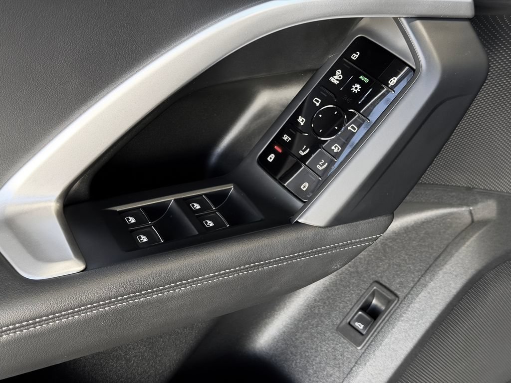 Certified 2025 Audi Q5 Premium w/ Premium Plus AWD/4WD image 23