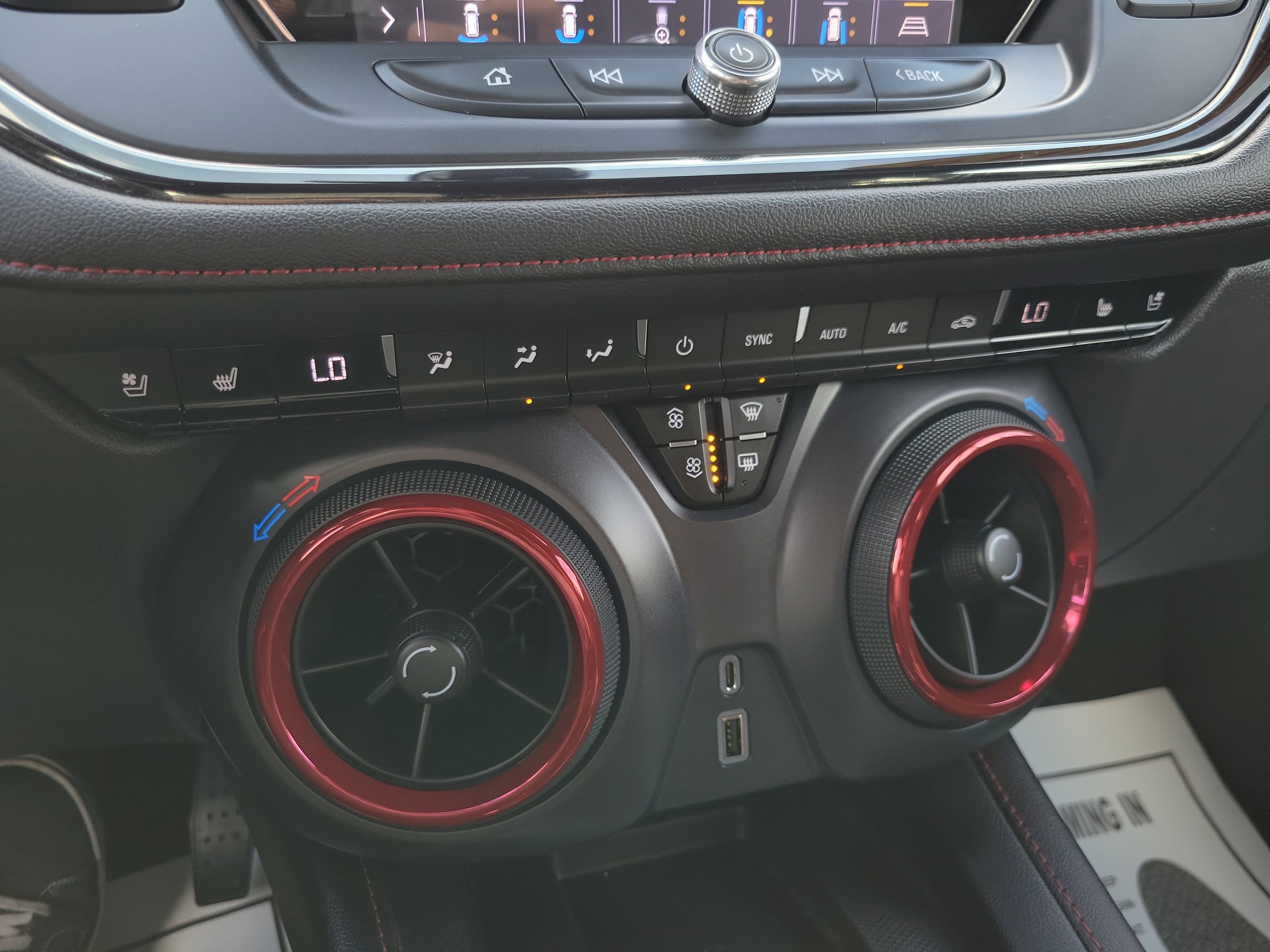 Certified 2019 Chevrolet Blazer RS FWD image 28