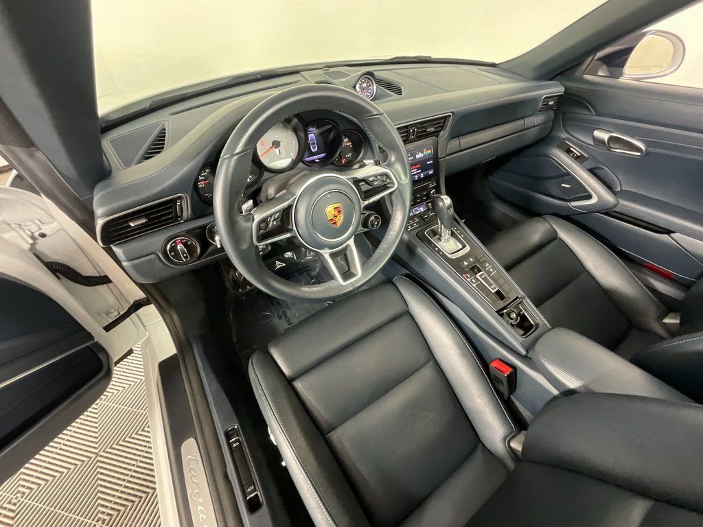 Used 2018 Porsche 911 Targa 4 GTS image 10