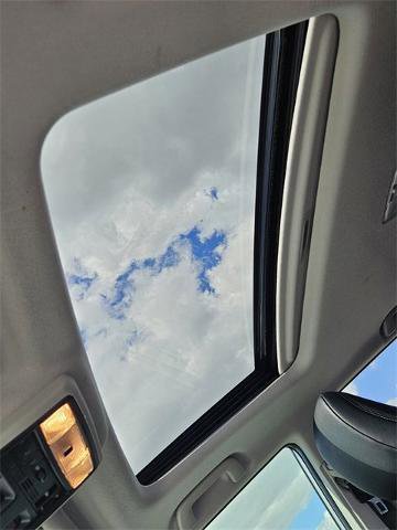 Used 2022 Toyota 4Runner Limited image 17