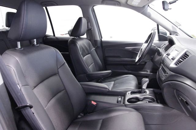Used 2017 Honda Ridgeline RTL image 12
