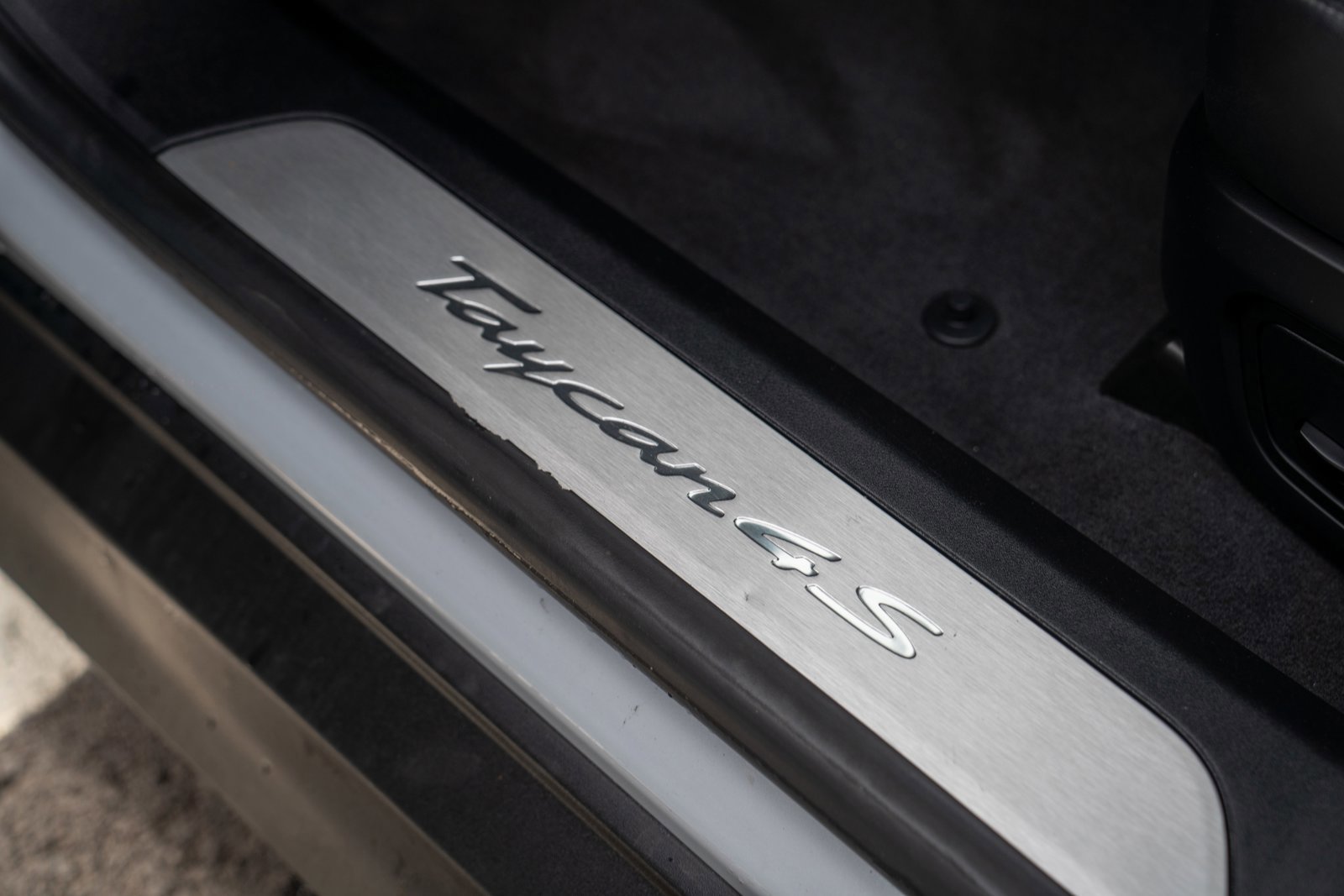 Certified 2021 Porsche Taycan 4S w/ Premium Package image 12