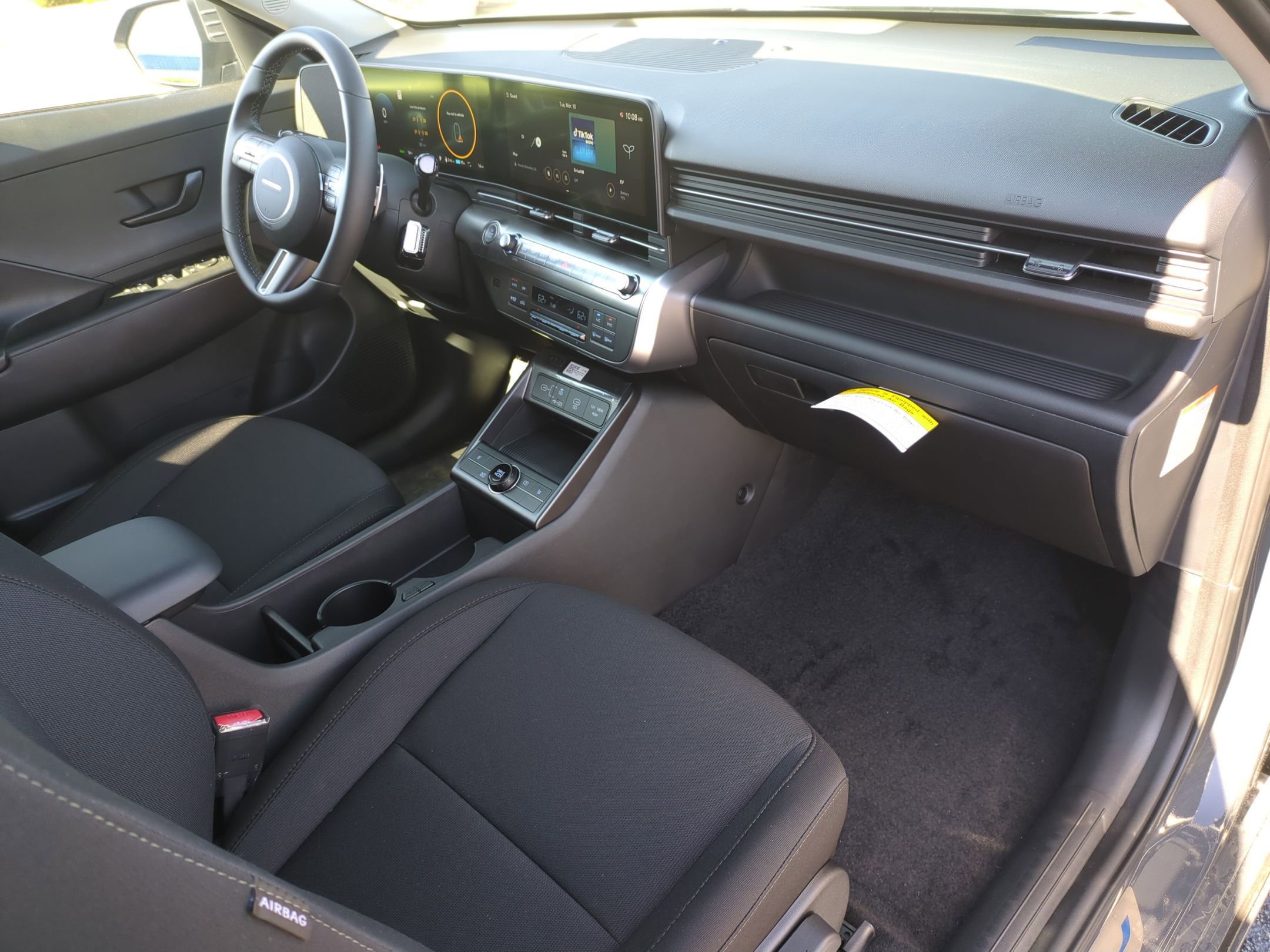 New 2025 Hyundai Kona SEL FWD image 8