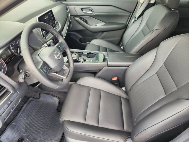 New 2026 Nissan Rogue SV w/ SV Premium Package image 9