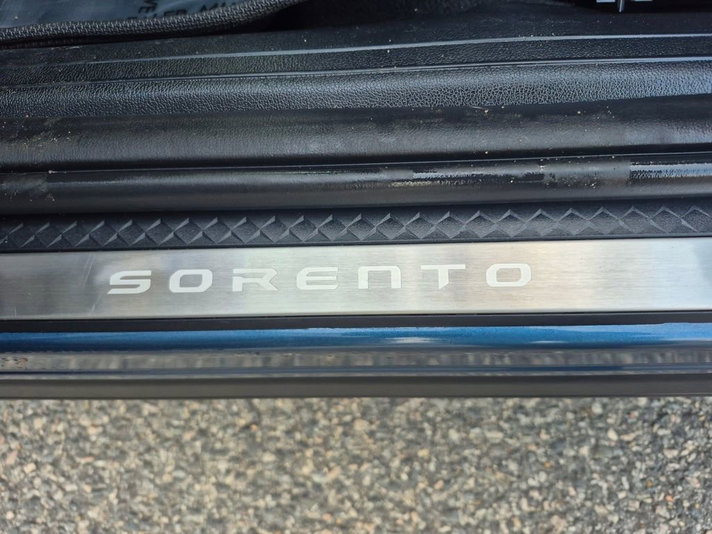 Used 2025 Kia Sorento SX Prestige image 18