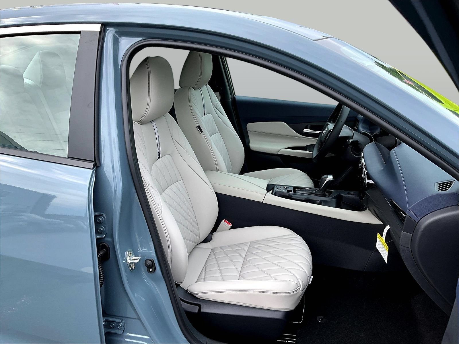New 2026 Nissan Sentra SL w/ Floor Mat Package FWD image 11