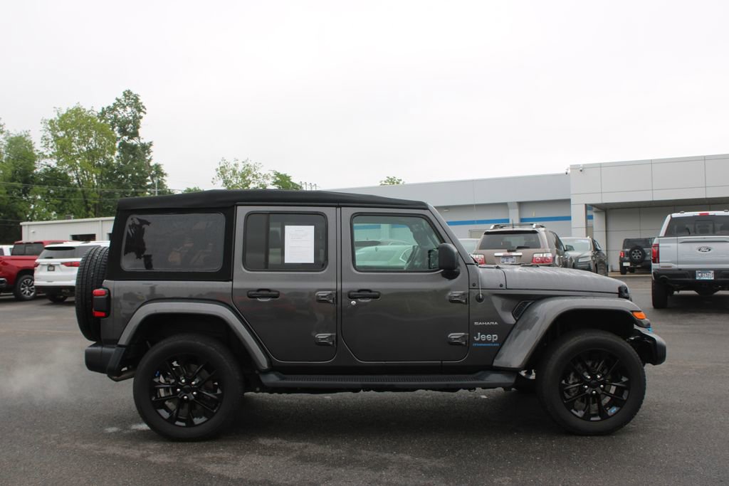 Used 2023 Jeep Wrangler Unlimited Sahara w/ Cold Weather Group AWD/4WD image 11