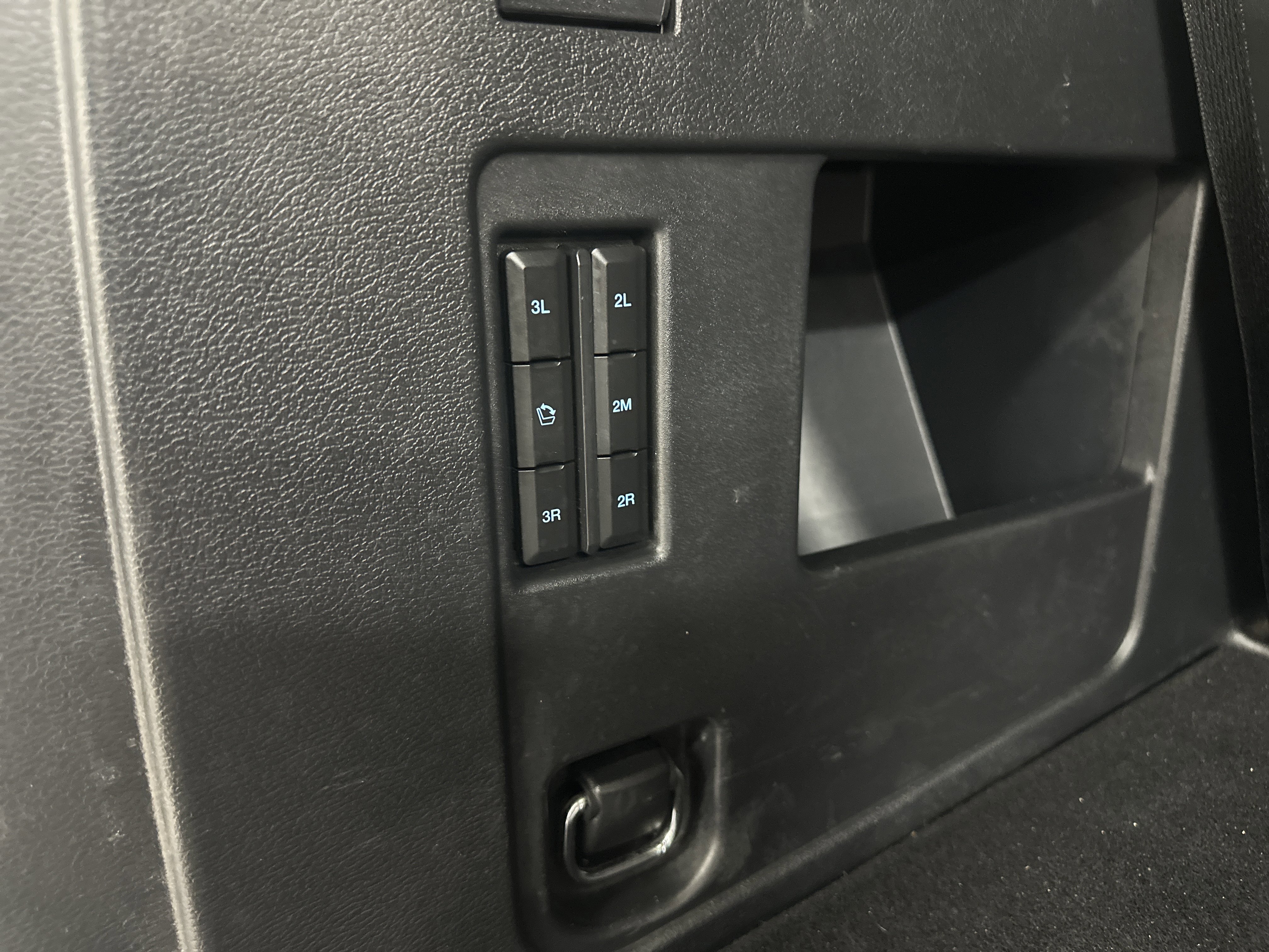 Used 2022 Ford Expedition XLT image 29