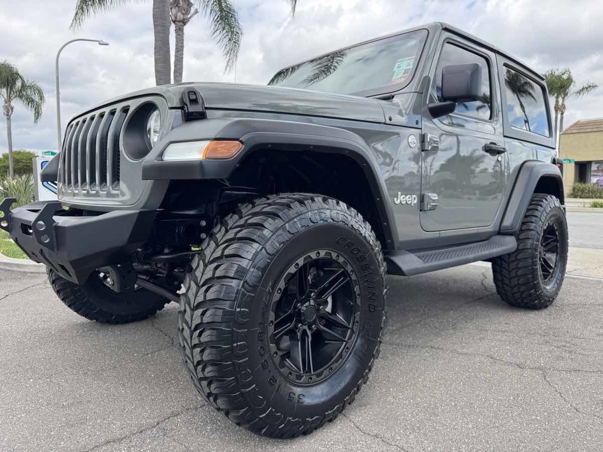 Used 2020 Jeep Wrangler Sport AWD/4WD image 13