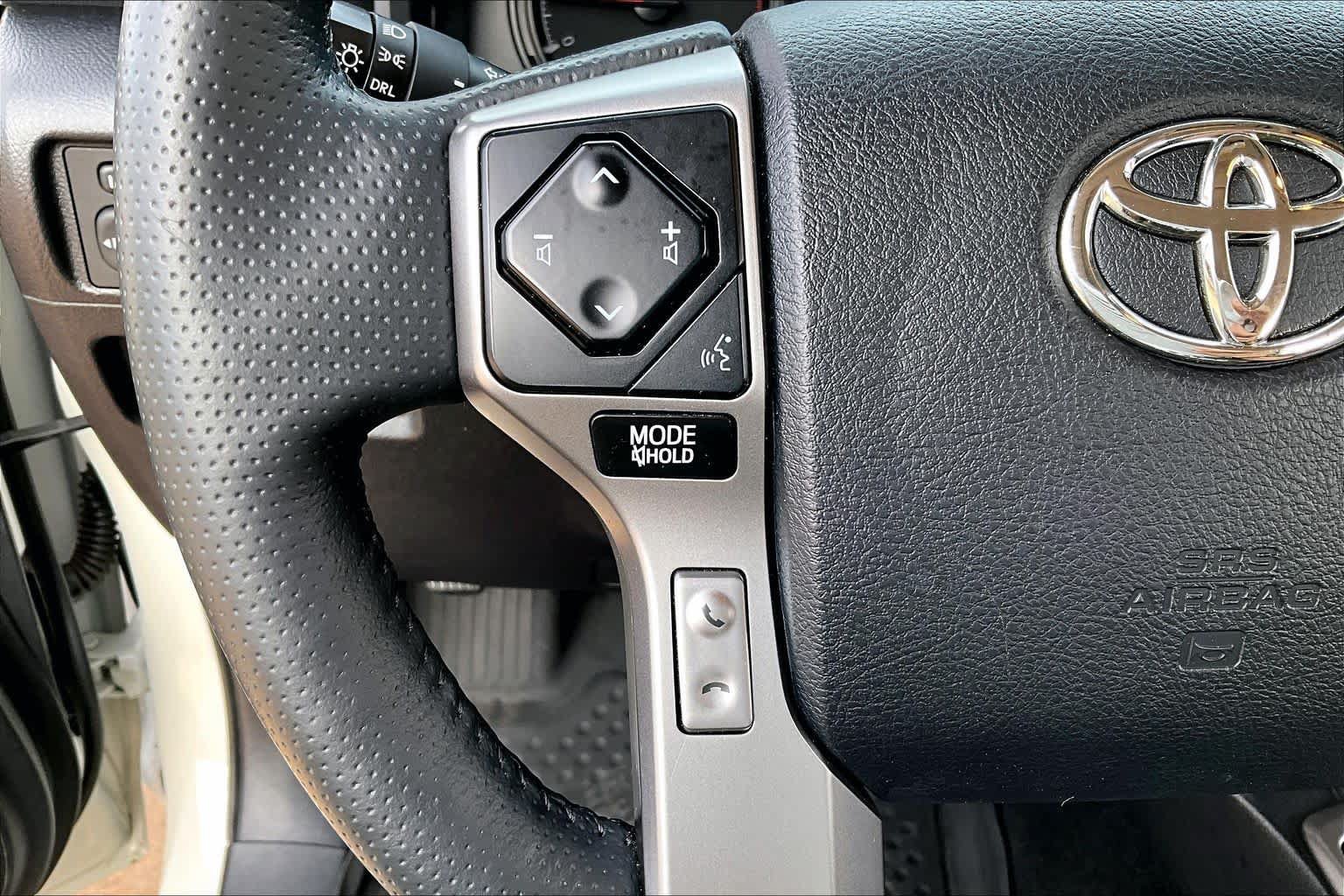 Used 2023 Toyota 4Runner SR5 Premium w/ Moonroof Package AWD/4WD image 22