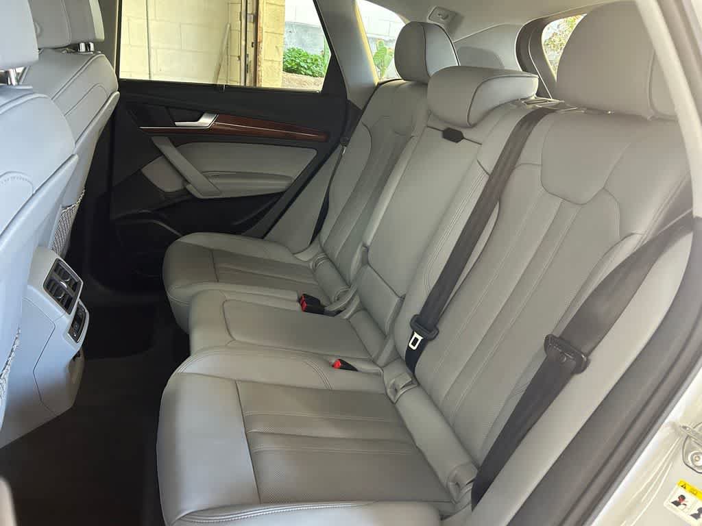 Used 2022 Audi Q5 2.0T Prestige w/ Prestige Package AWD/4WD image 14