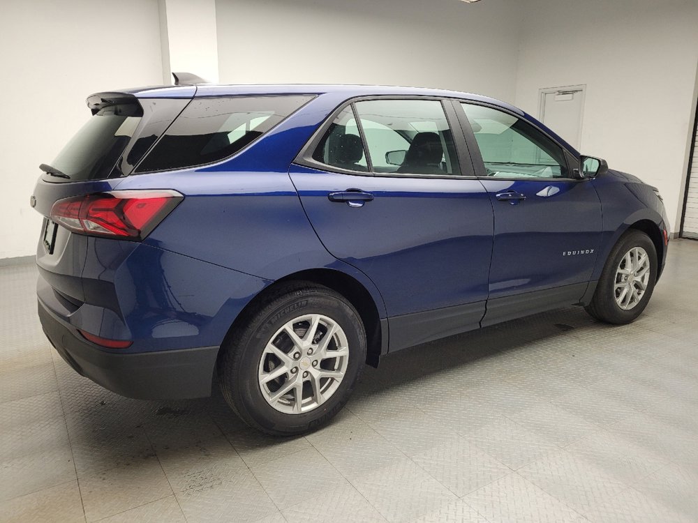 Used 2022 Chevrolet Equinox LS FWD image 10
