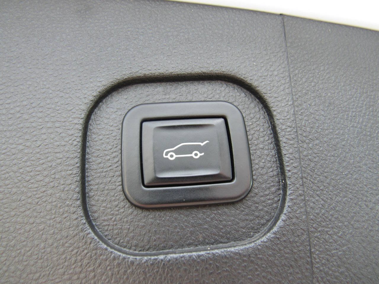 Used 2015 GMC Terrain Denali FWD image 23