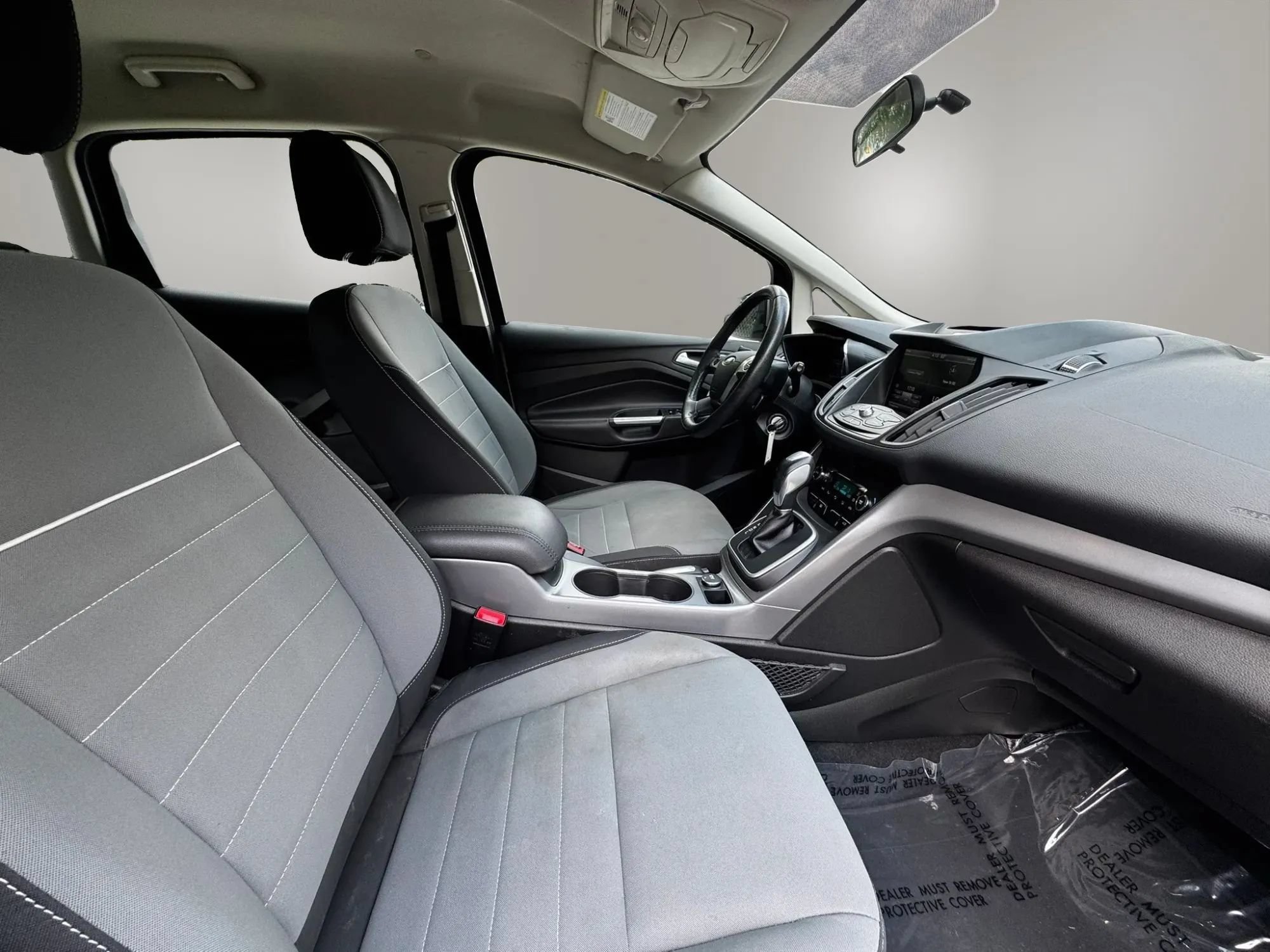 Used 2015 Ford C-MAX SE w/ Equipment Group 203A FWD image 14