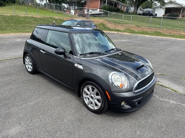 Used 2013 MINI Cooper S FWD image 2