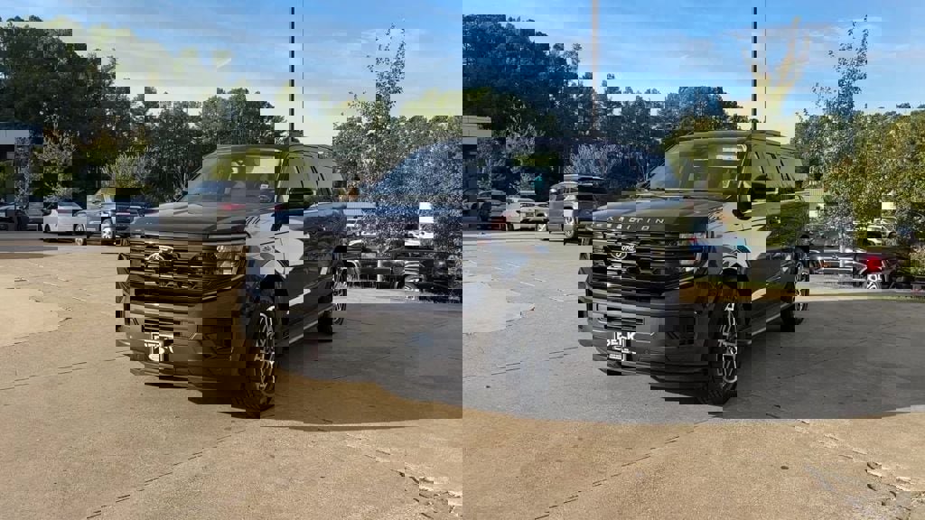 New 2025 Ford Expedition Max Active image 1