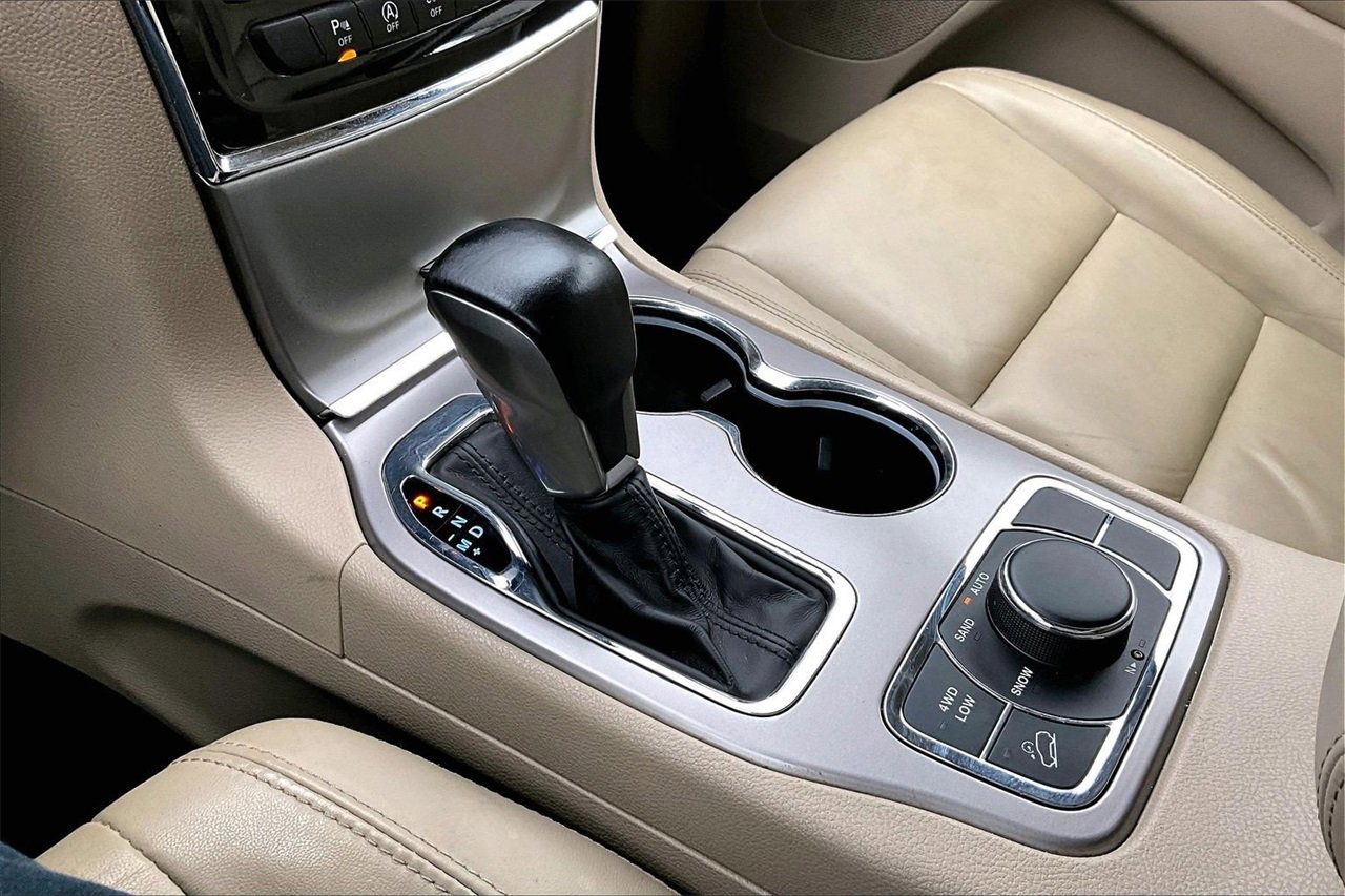 Certified 2021 Jeep Grand Cherokee Limited image 31