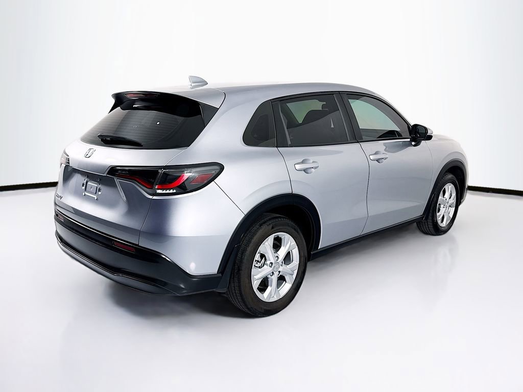 Certified 2025 Honda HR-V LX image 5