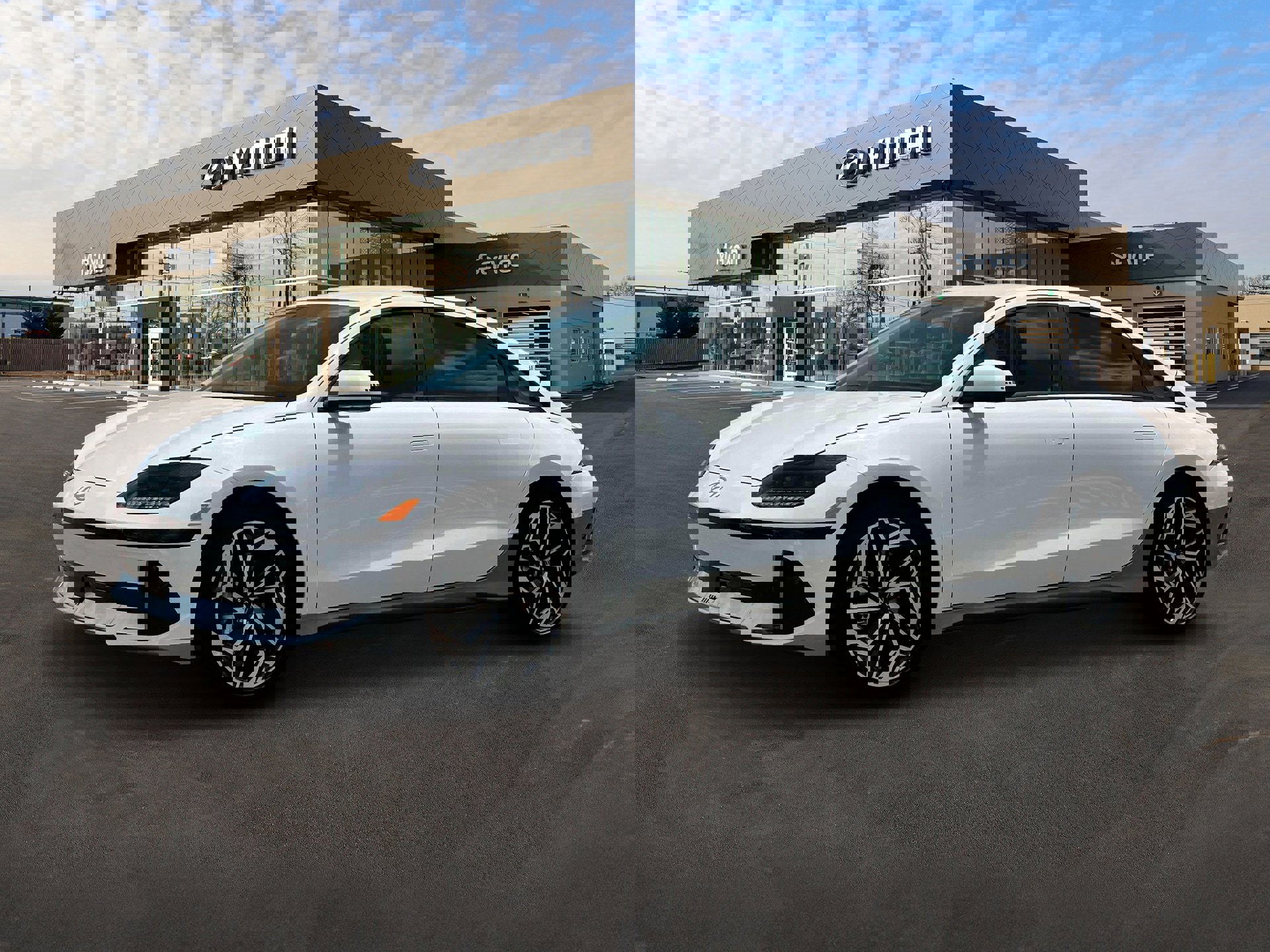 New 2025 Hyundai Ioniq 6 SEL image 2